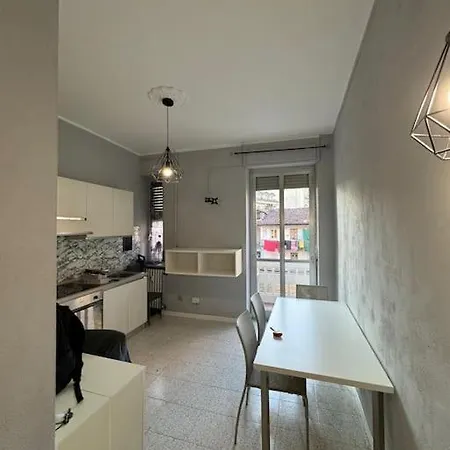 Marchese Visconti Comodo Centro E Stadio Juventus Daire